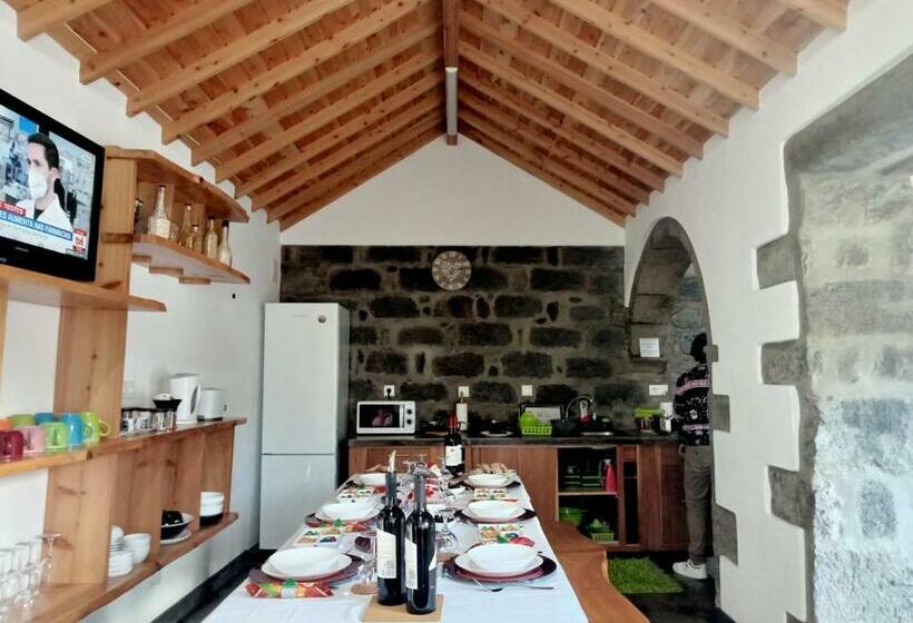 住宿加早餐 Basaltic Guest House