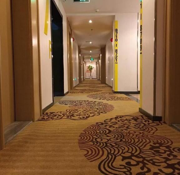 בית מלון כפרי 7days Inn Dao County Xiaoshui Middle Road No.2 Middle School Branch