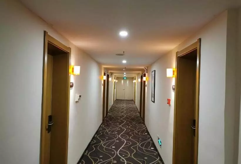 Hotelli 7days Premium Jiyuan Tiantai Road Xinyao City Square Branch