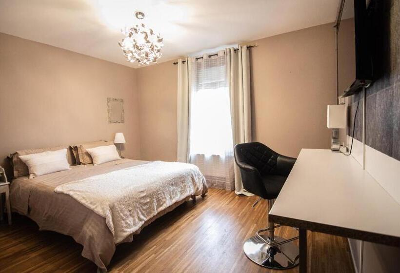 ホテル Aux Berges De Sambre