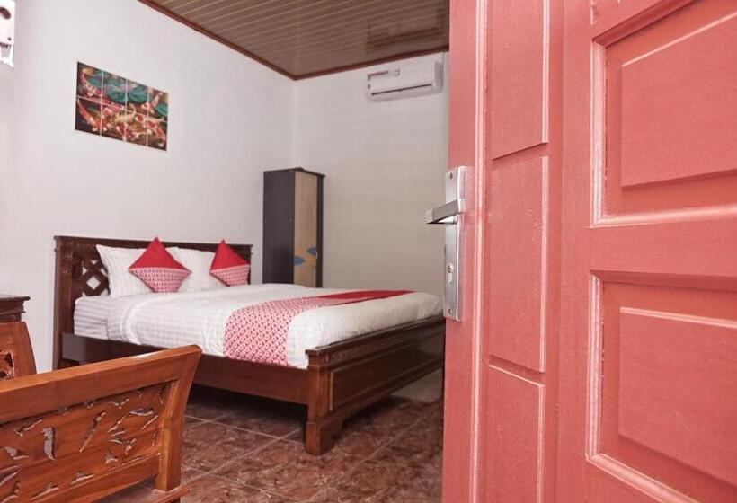 Hotel Oyo 2410 Intan