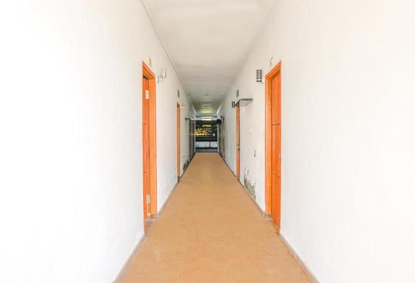 Отель Oyo 2966  Atriaz