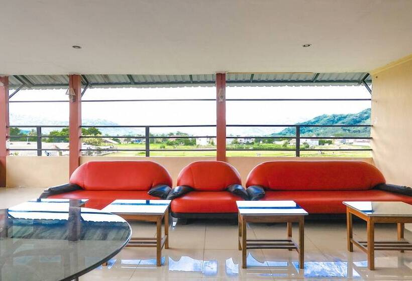 Отель Oyo 2966  Atriaz