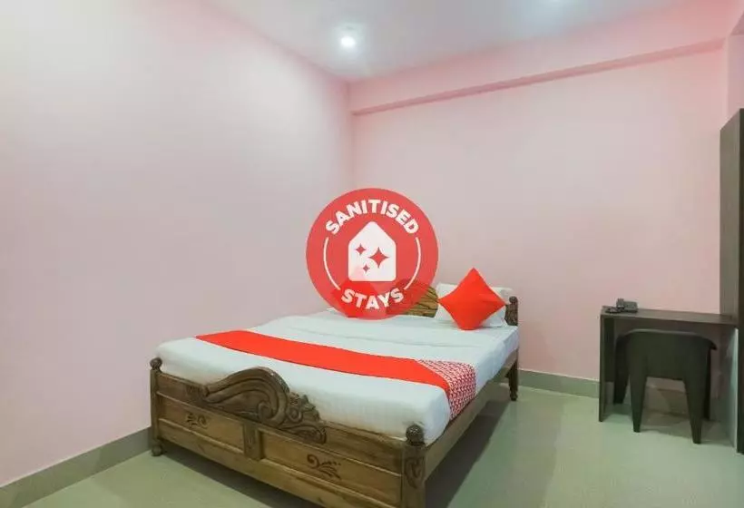 ホテル Oyo 62253 Swayamsiddha Continental