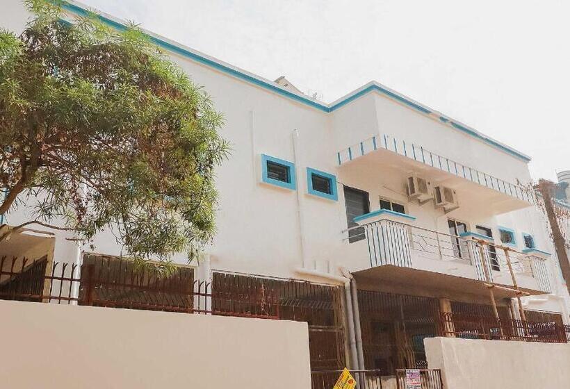 בית מלון כפרי Oyo 69097  Vaiko