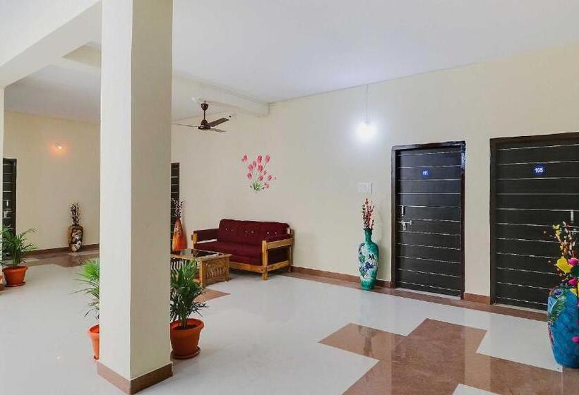 בית מלון כפרי Oyo 69097  Vaiko