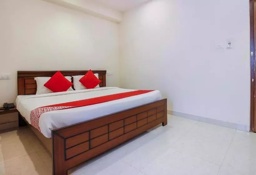 Flagship 35993 Starhood Hotels