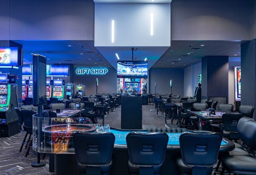 בית מלון כפרי Royal River Casino And