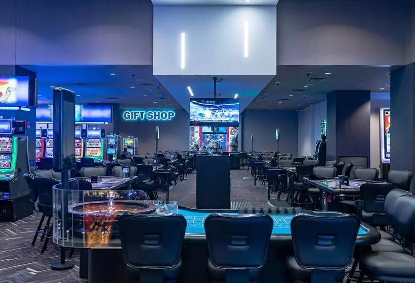 ホテル Royal River Casino And