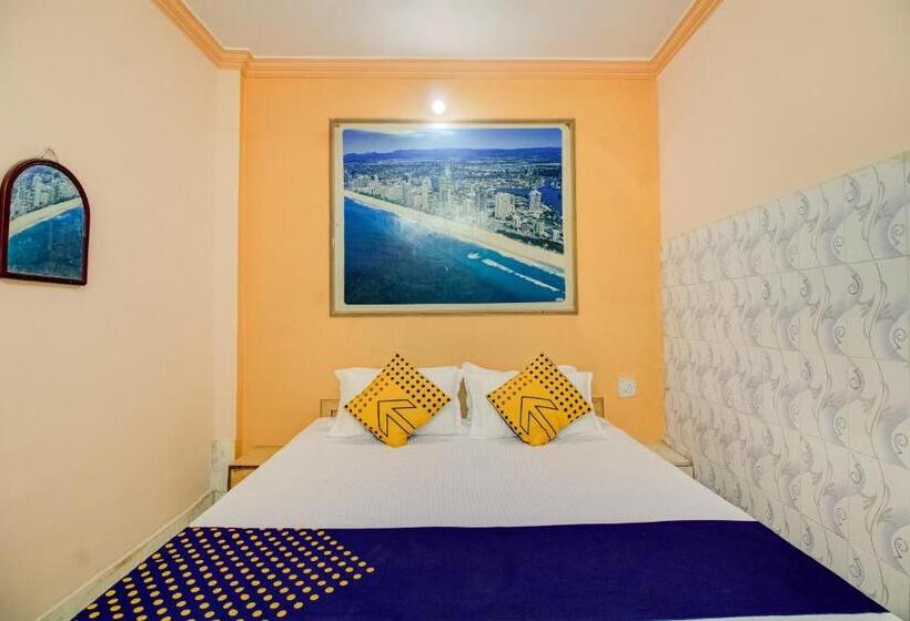 ホテル Spot On Sristi Palace