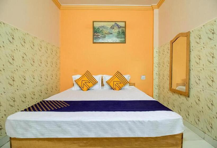 ホテル Spot On Sristi Palace