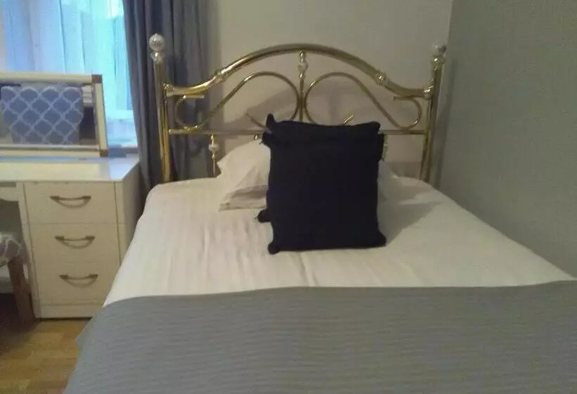 Newcastle West Hotel & Bar