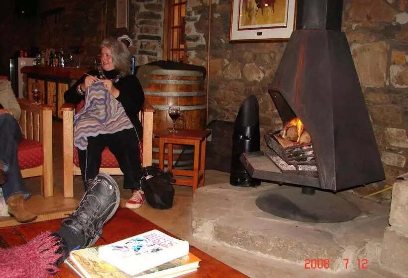 Majatalo Francolin Creek