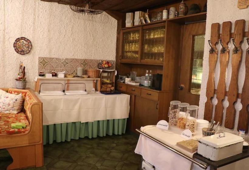 Pension Zöllner Garni