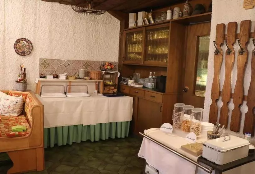 Pension Zöllner Garni