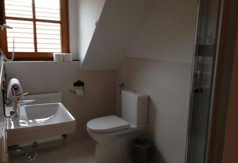 Majatalo Gästehaus Janson