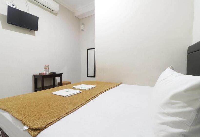 Pensió Omah Ampel Syariah