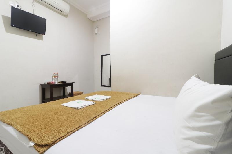 Pensió Omah Ampel Syariah