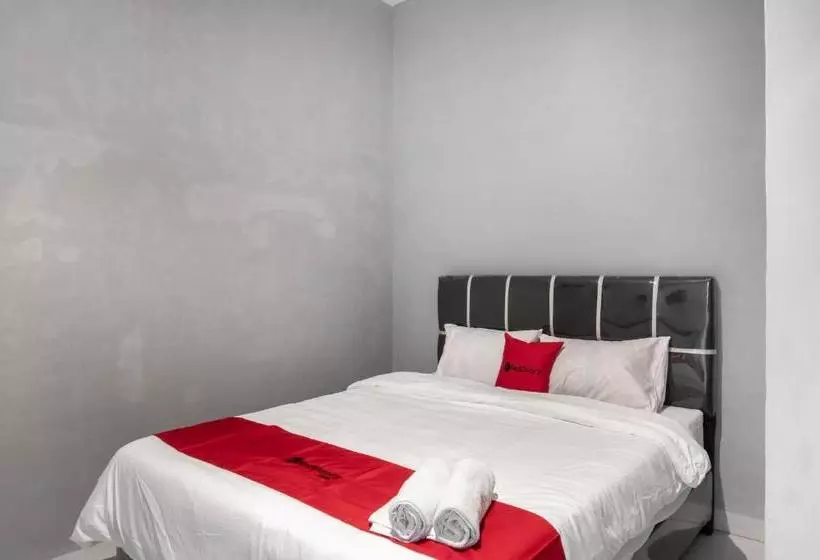 ペンション Reddoorz Near Manhattan Square Medan