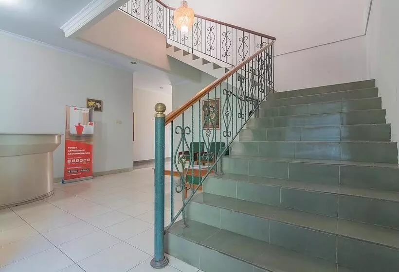 Majatalo Reddoorz @ Pemuda Street Cirebon