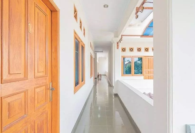 Majatalo Reddoorz @ Pemuda Street Cirebon