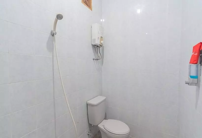 Majatalo Reddoorz @ Pemuda Street Cirebon