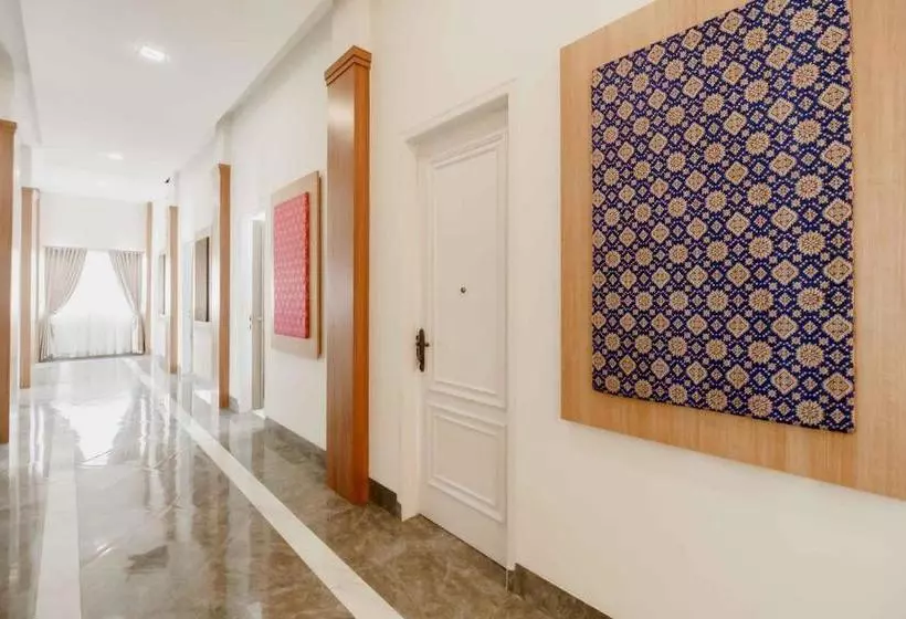 Majatalo Reddoorz Plus Syariah @ Jalan Dr Sutomo Padang