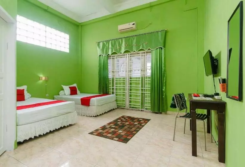 ペンション Reddoorz Syariah Near Museum Tsunami Aceh 2