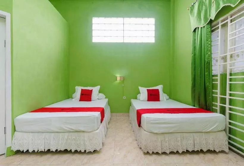 ペンション Reddoorz Syariah Near Museum Tsunami Aceh 2