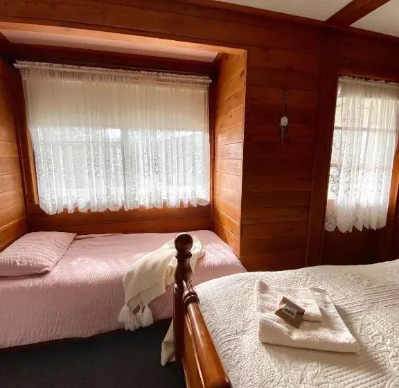 Majatalo Sabo’s On Severn