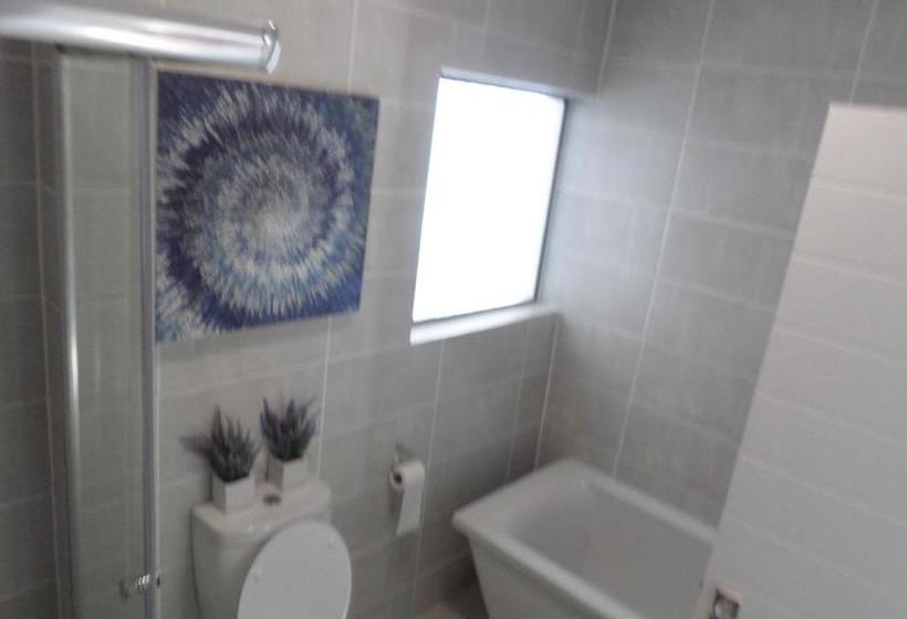 Pensionat The Blyde Crystal Lagoon Cologne3