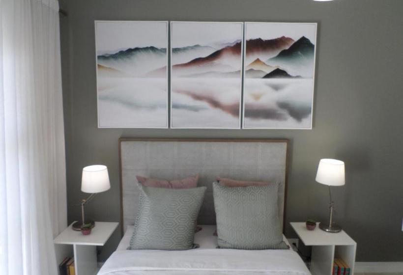 Pensionat The Blyde Crystal Lagoon Cologne3