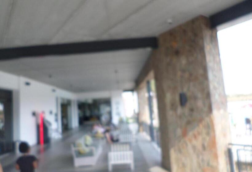 Pensionat The Blyde Crystal Lagoon Cologne3