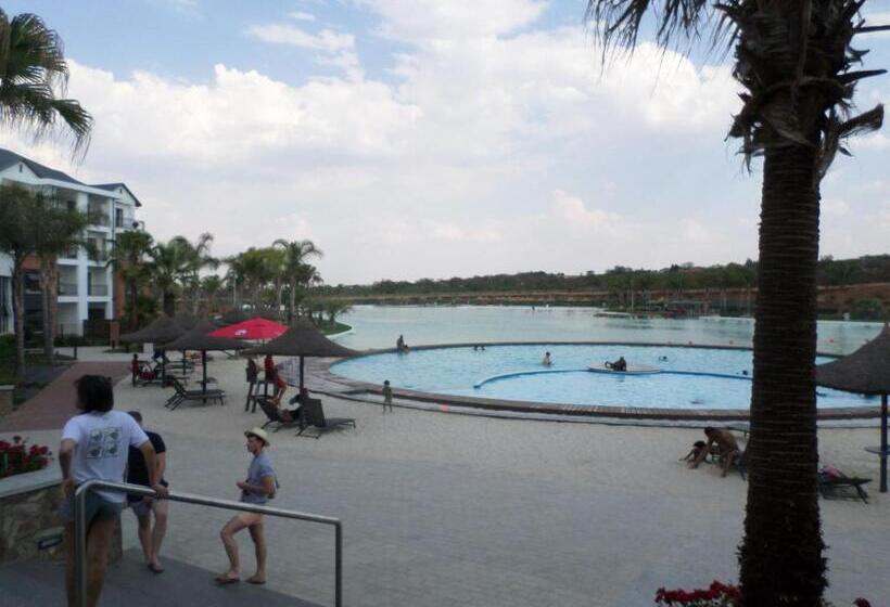 Pensionat The Blyde Crystal Lagoon Cologne3