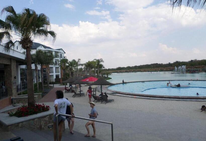 Pensionat The Blyde Crystal Lagoon Cologne3