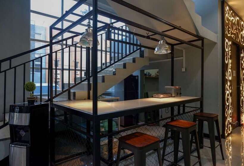 Reddoorz @ G Hotel Luwuk