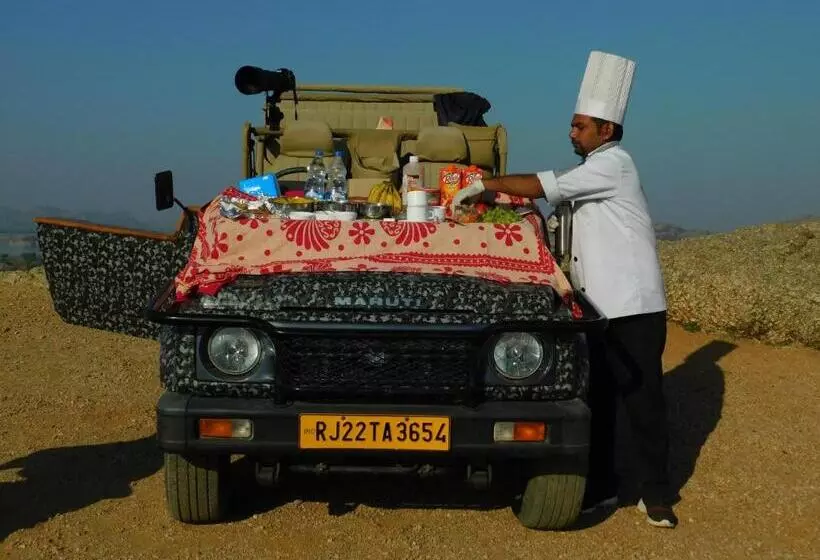 Resort Jawai Bera Leopard Camp