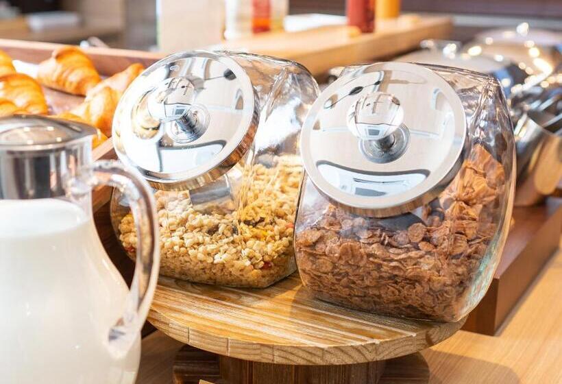 Super Hotel Yahaba Station East Exit