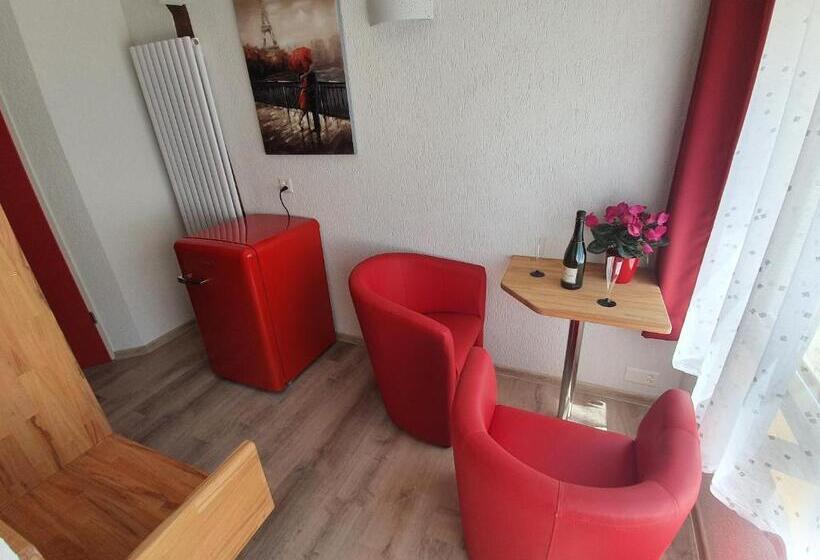 Общежитие Gasthof Schwanen Radelfingen