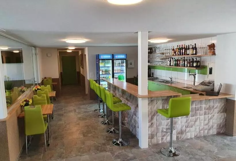 ユースホステル Gasthof Schwanen Radelfingen