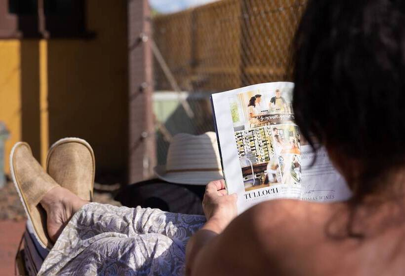 ユースホステル The Table Guest House