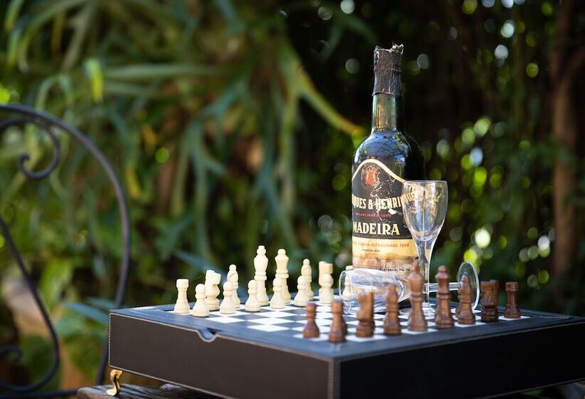 ユースホステル The Table Guest House