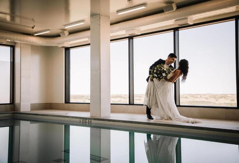 בית מלון כפרי Dakota Dunes Resort