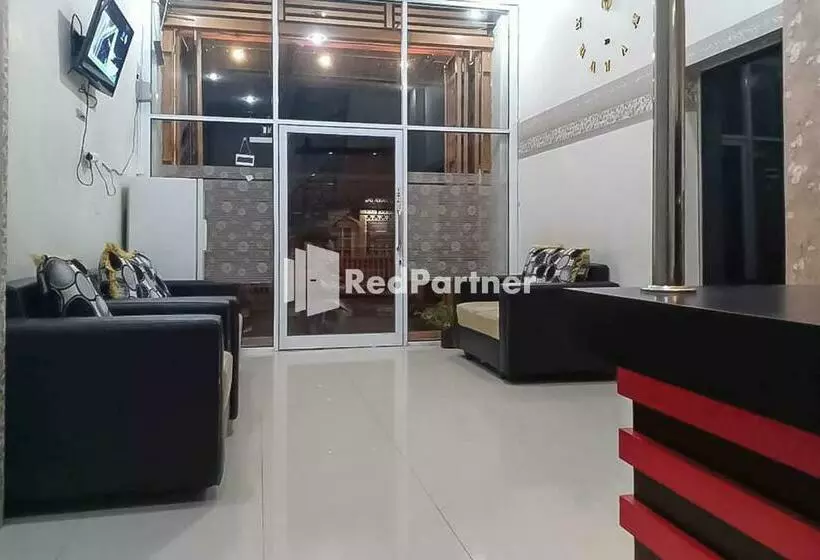 Hotelli Dheadita Syariah Sungai Penuh Mitra Reddoorz