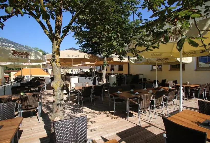 Hotelli Gasthof Fenzl