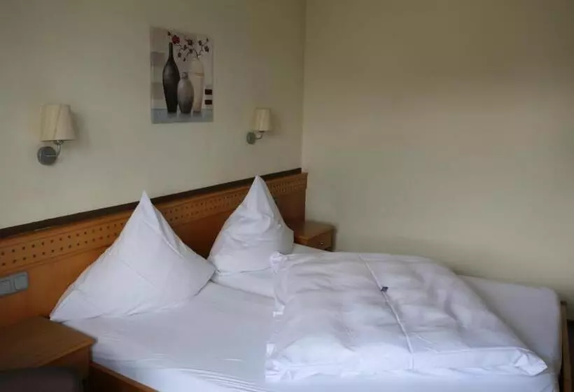 Hotelli Gasthof Fenzl