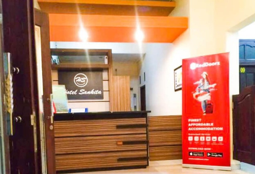 Hotel Reddoorz Syariah @ Raya Ponorogo