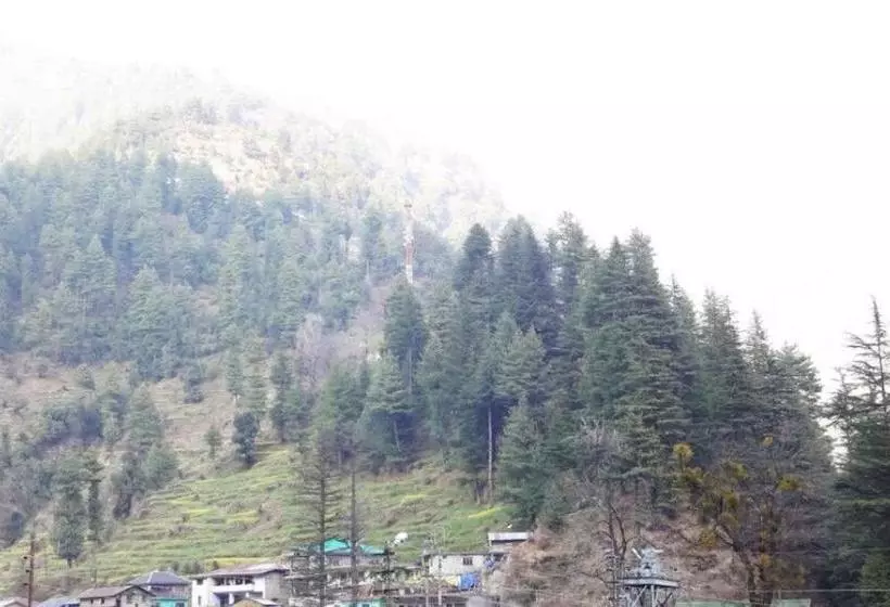 هتل Roshan