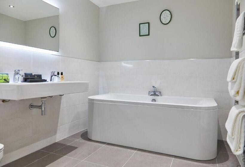 فندق The Lime Tree Inn