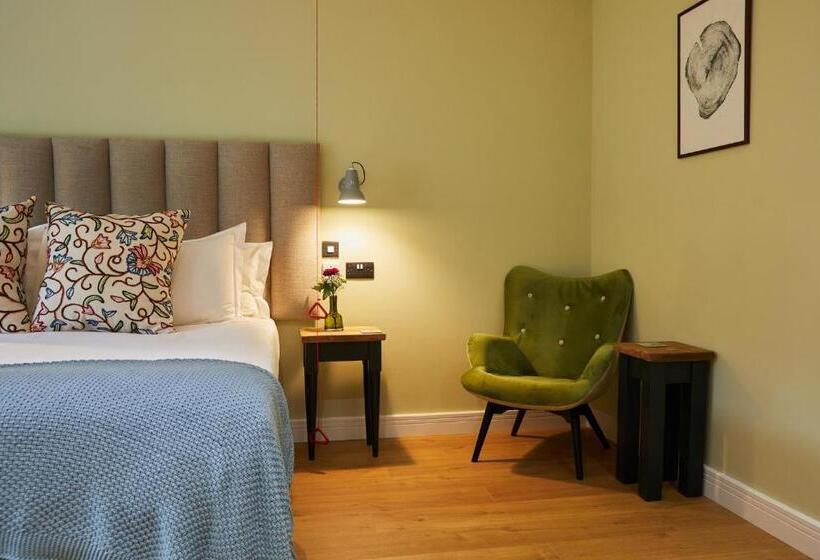 فندق The Lime Tree Inn